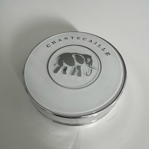 Empty Chantecaille Future Skin Cushion Foundation Compact - Picture 1 of 3